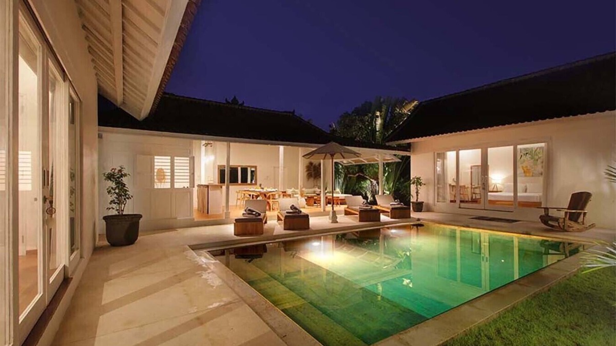 Batu Bolong Villa | Central Canggu close to the beach – Villa Estel