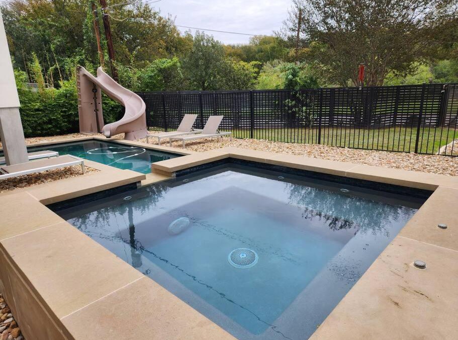 Austin House | central contemporary w/POOL and SPA