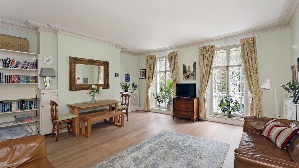 Bishop's Apartment | Central Covent Garden Plus Peaceful Bedrooms