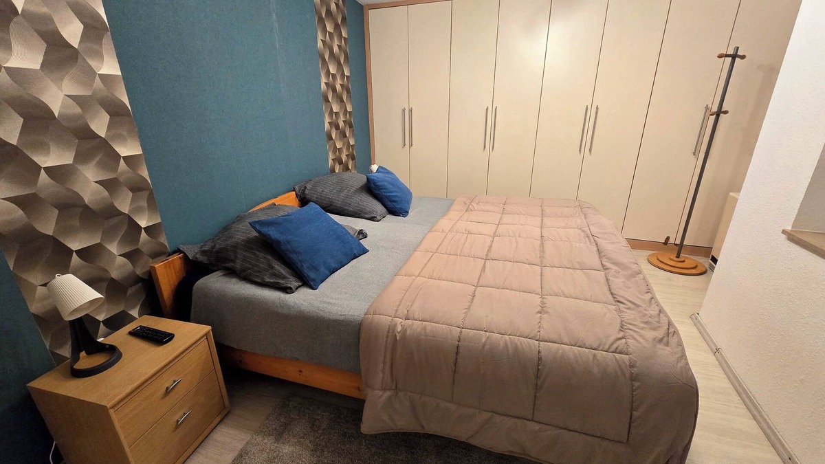 Hoexter Apartment | Central, cozy apartment, 50 mts away from the old town in Höxter.