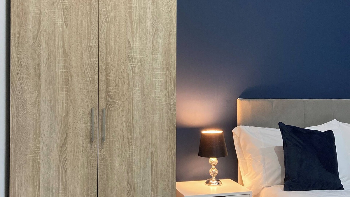 Doncaster Apartment | Central Doncaster 1BED 1BATH Pent-Apartment