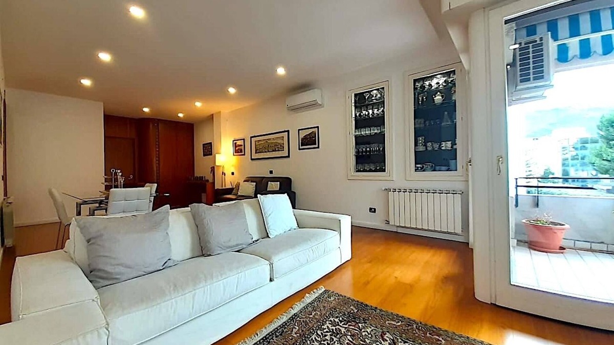 Vico Equense Apartment | Central elegant suite