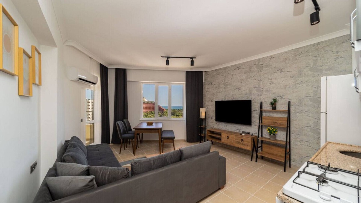 Lara Apartment | Central Flat 5 min to Beach in Antalya
