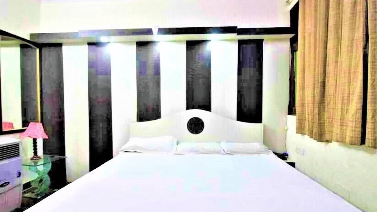 Nizamuddin House | Central Guest House