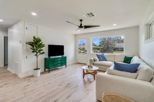 Lafayette House | Central Lafayette location w/King Bed & Coffee Bar
