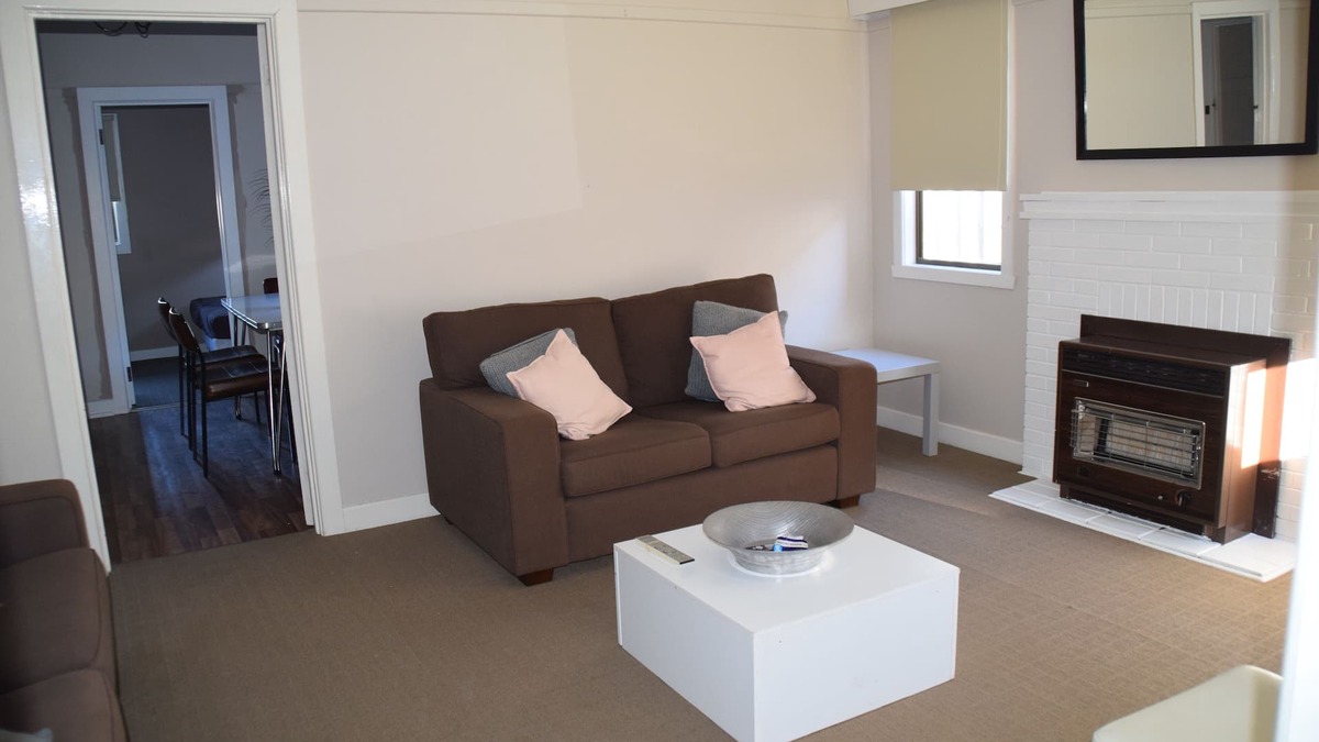 Rosebud House | Central Location - Perfect for Families