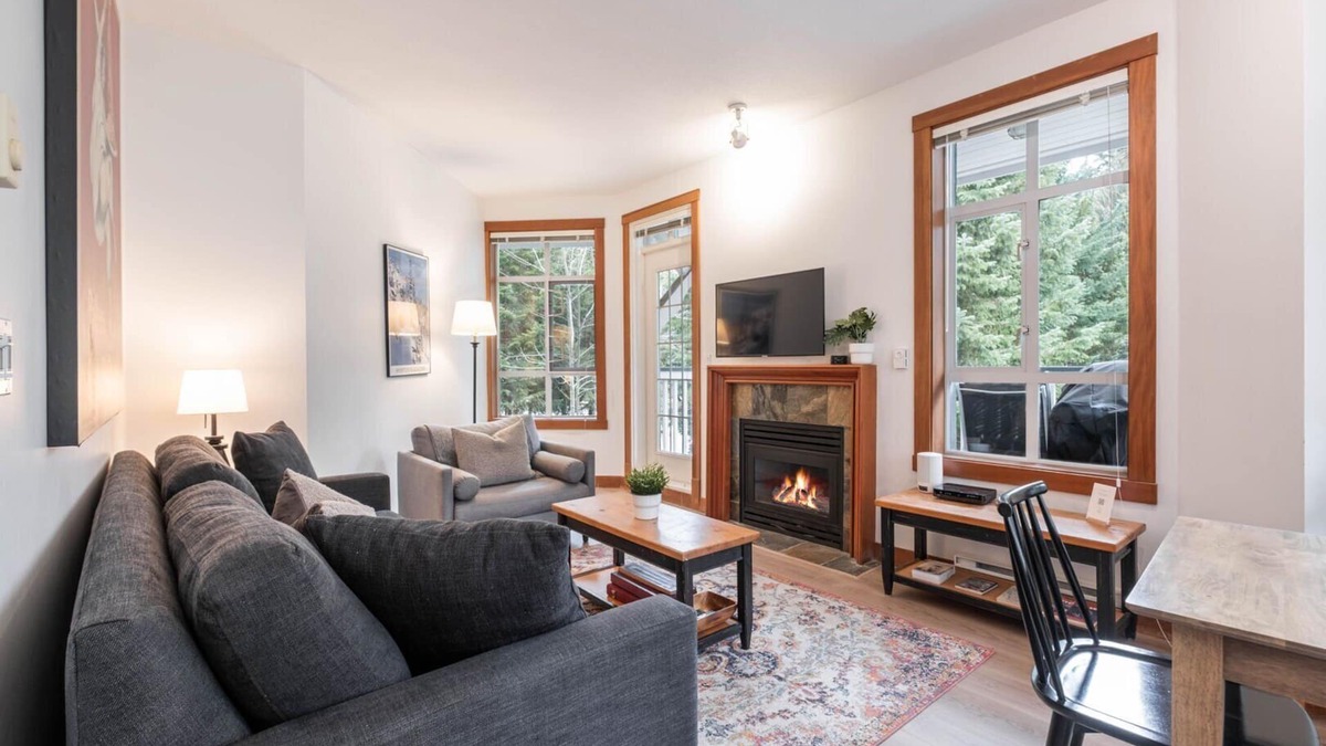 Whistler Condo | Central location spacious 2 BDR | BBQ | Pet friendly | Free parking