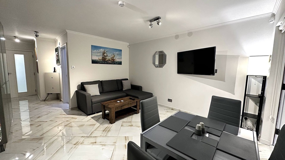 Somers Town Apartment | Central London Apartment - Euston area of zone 1 London.n