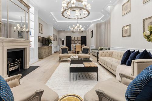 Holland Park Apartment | Central London Duplex Retreat