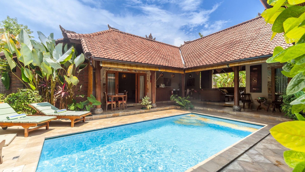 Lovina Villa | Central Lovina at the Beach, 3BR Pool Villa