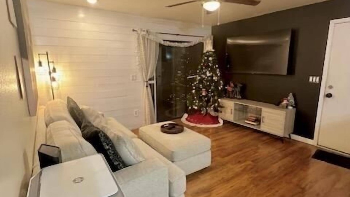 Dobson Woods Condo | Central Mesa Haven