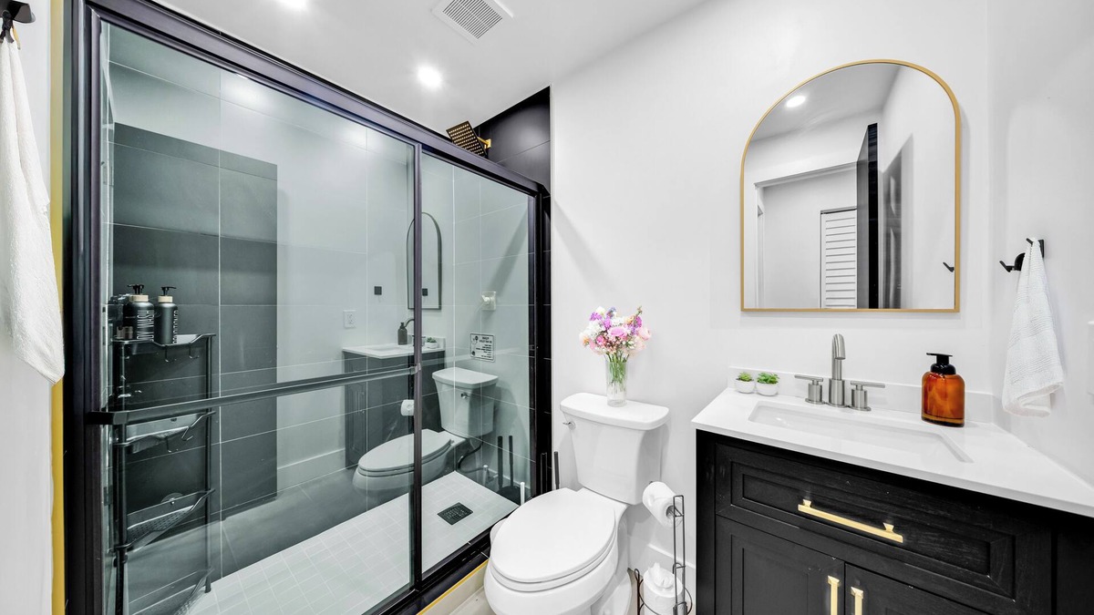 Tamiami House | Central Miami Family Entertainment Home