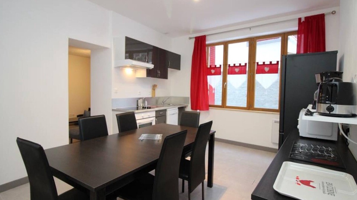 Mont-Dore Apartment | Central Mont-Dore: Beautiful 2BR Apartment with WiFi, Near Thermal Baths
