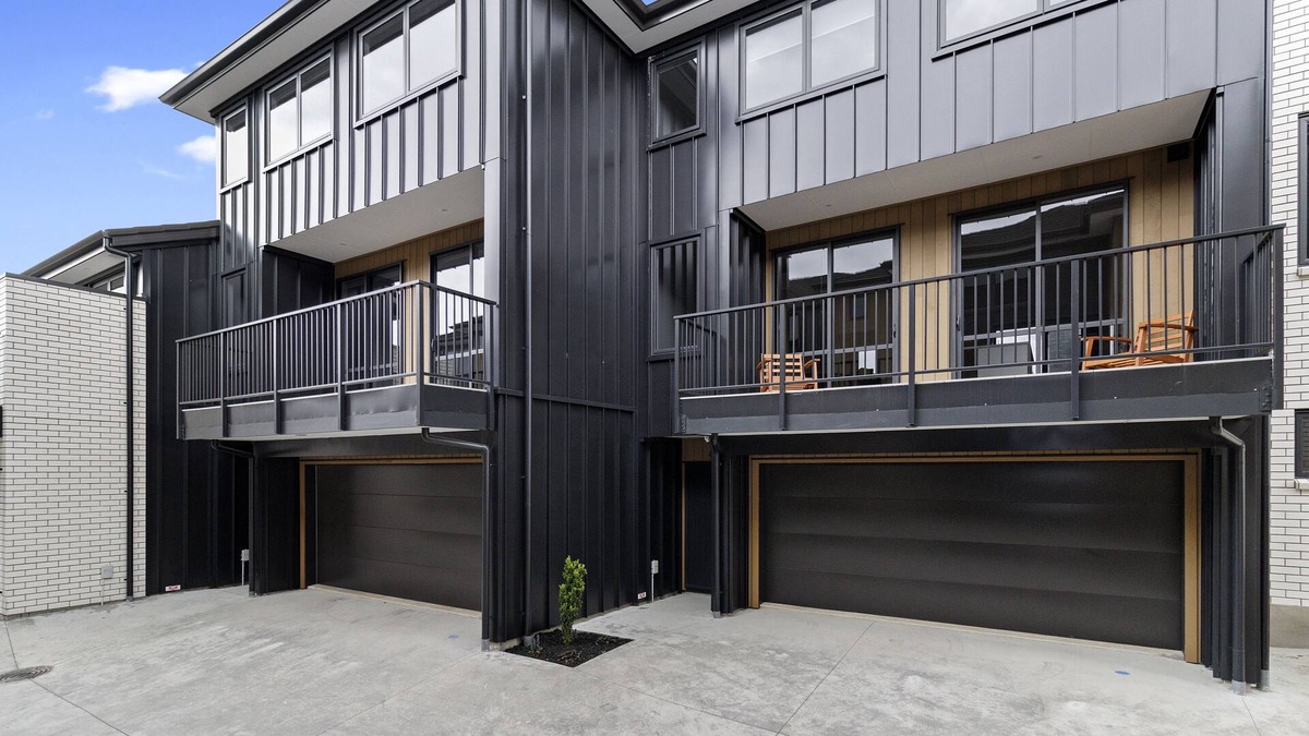 Hamilton North House | CENTRAL OASIS - HAMILTON HOLIDAY TOWNHOUSE, pet friendly in Waikato