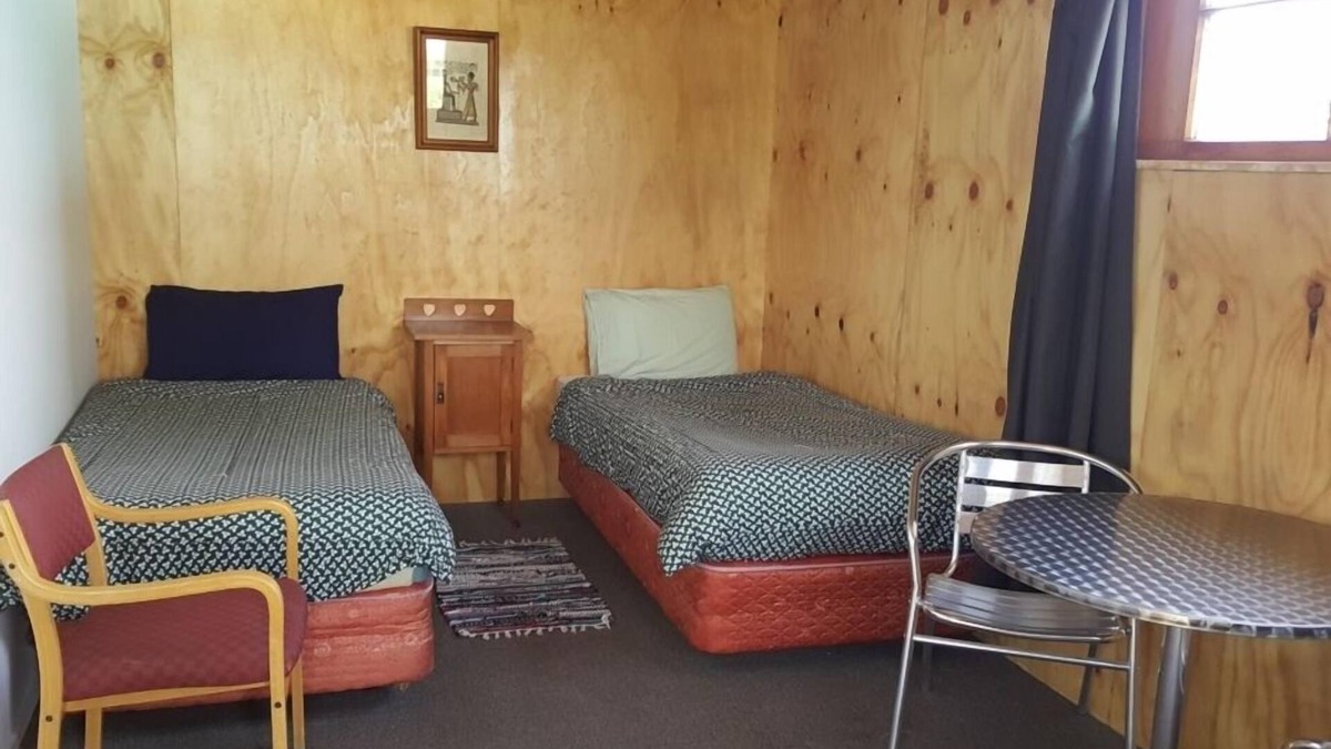 Ettrick Cabin | Central Otago Lodge perfect for Groups, families,