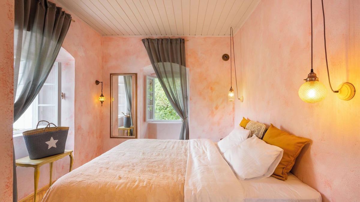 Herceg Novi Apartment | Central, Quiet & Romantic + sea view