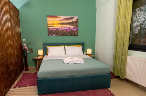 Edessa Apartment | Central & Riverfront Room 2