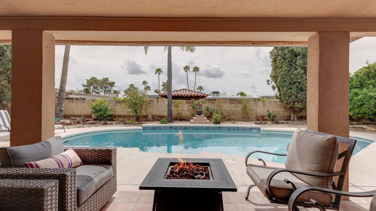 Raskin Estates House | Central Scottsdale Sonoran with Heated Pool!