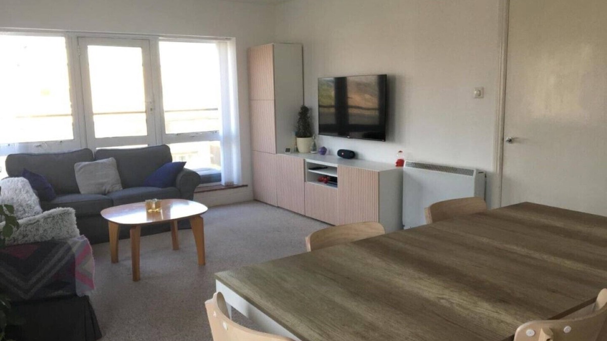 Toberbunny Apartment | Central Spacious 3 Bedroom Apartment With Parking