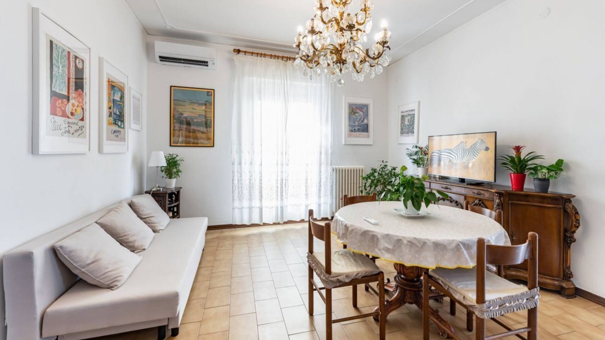 Pescara Apartment | Central Station Terrace Apartment near the sea