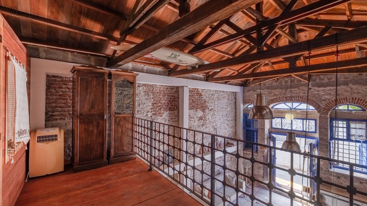 Ayvalik City Center House | Central Stone Loft - 2 mins Beach - 5 mins Marina