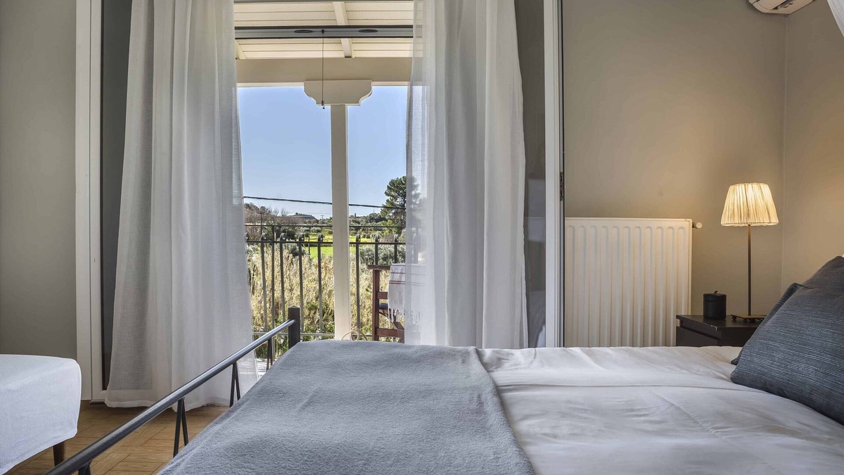 Lixouri House | Central & Stylish Maisonette 70㎡ Balcony View