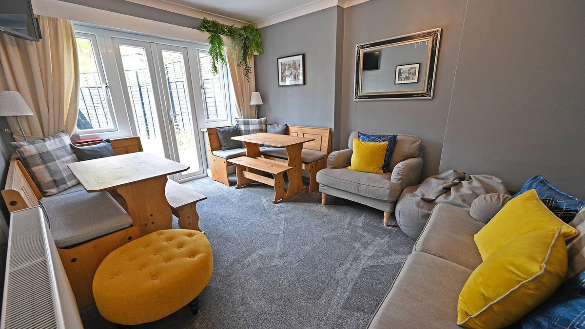 Stratford-upon-Avon House | Central Townhouse Perfect For Get-Togethers Sleeps 10