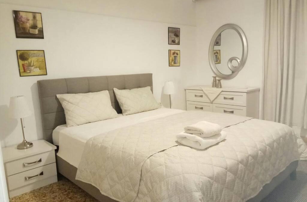 Peiraiki Apartment | CENTRAL TOWN HOUSE 60m2*