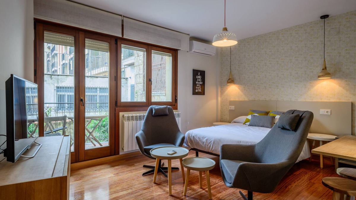 Tenerias Apartment | Central with free garage, ideal couples