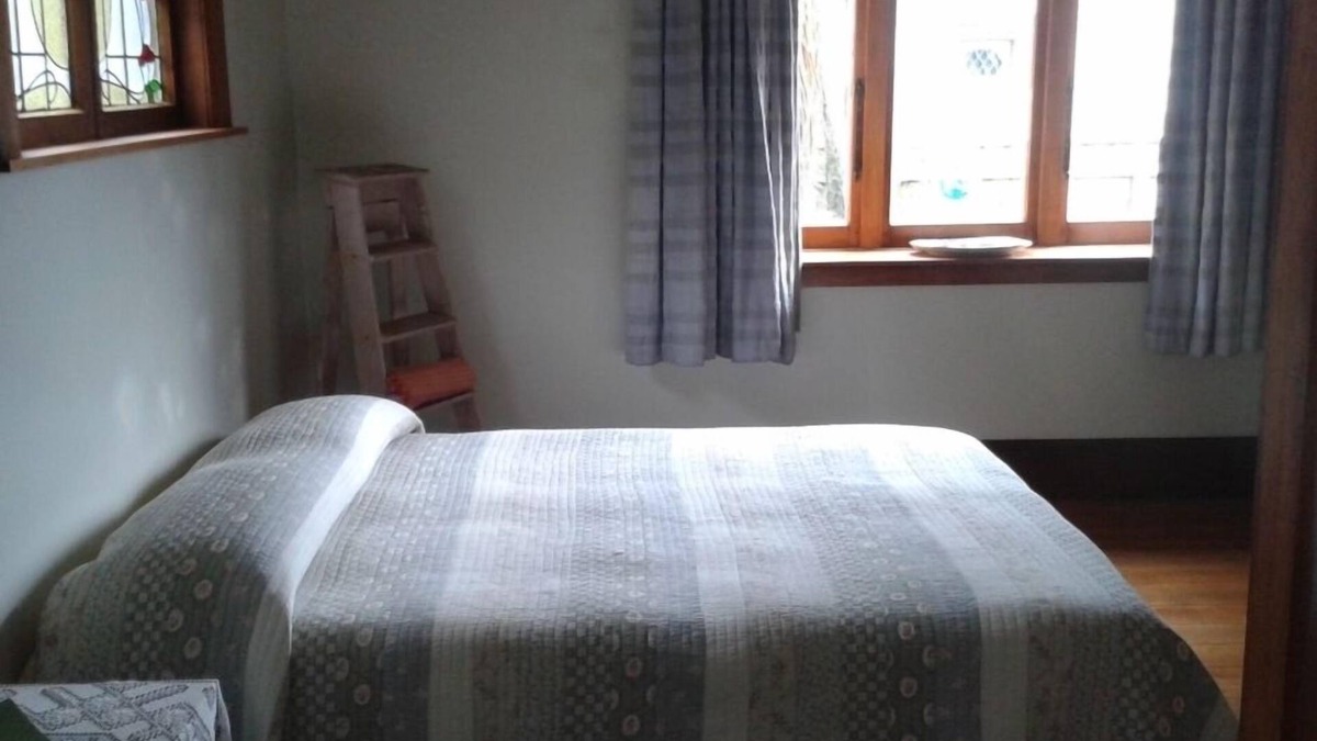 Palmerston North Cottage | Centrally located, 5 mins walk to hospital