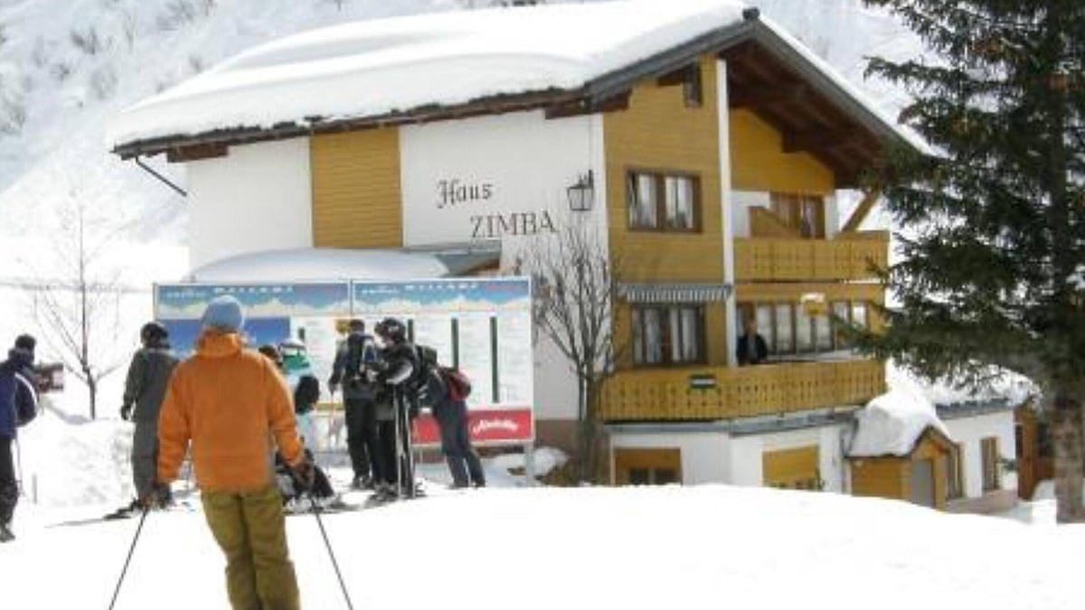 Stueben Apartment | Centrally apartment near the Albona cablecar
