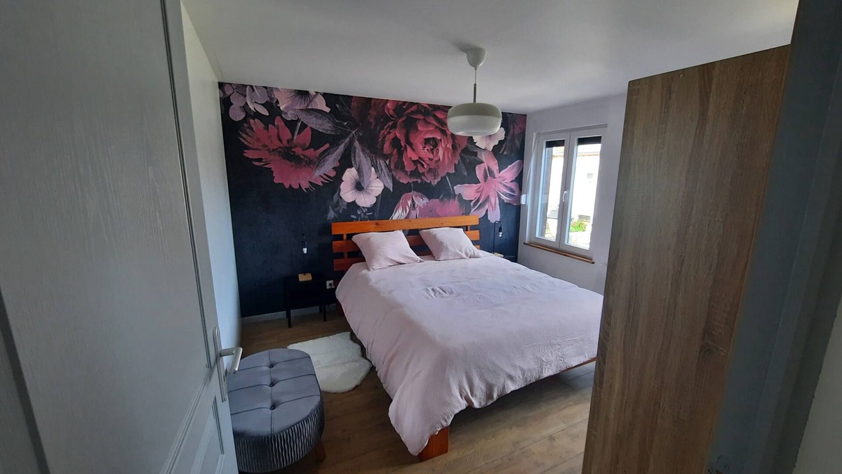 Signy-lAbbaye Apartment | Centrally located apartment