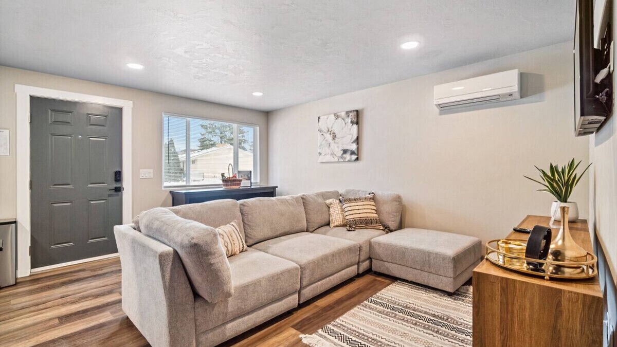 Spokane Valley Apartment | Centrally Located & Updated 2 Bed APT