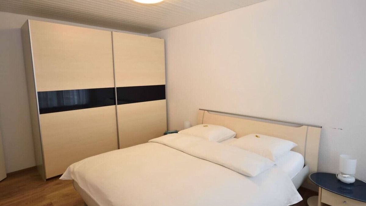 Center Apartment | Centrally located 2BR (Color 23)