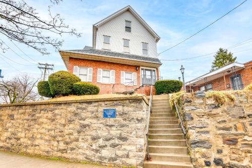 Southeast Yonkers Apartment | Centrally Located and Pet Friendly Yonkers Studio!