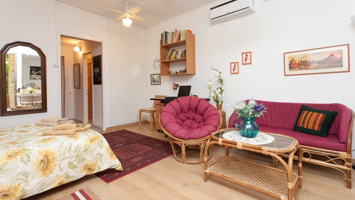 Haifa House | Centrally located ,detached house