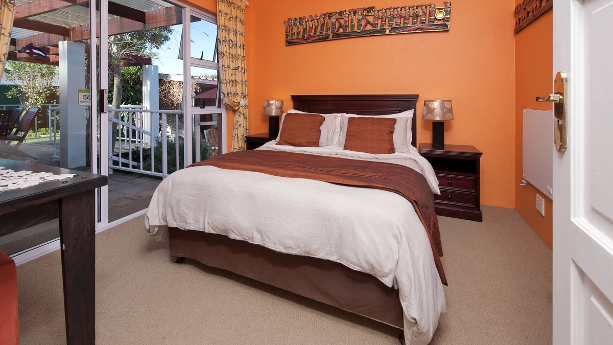 Eastcliff House | Centrally located two bedroom apartment in prime location