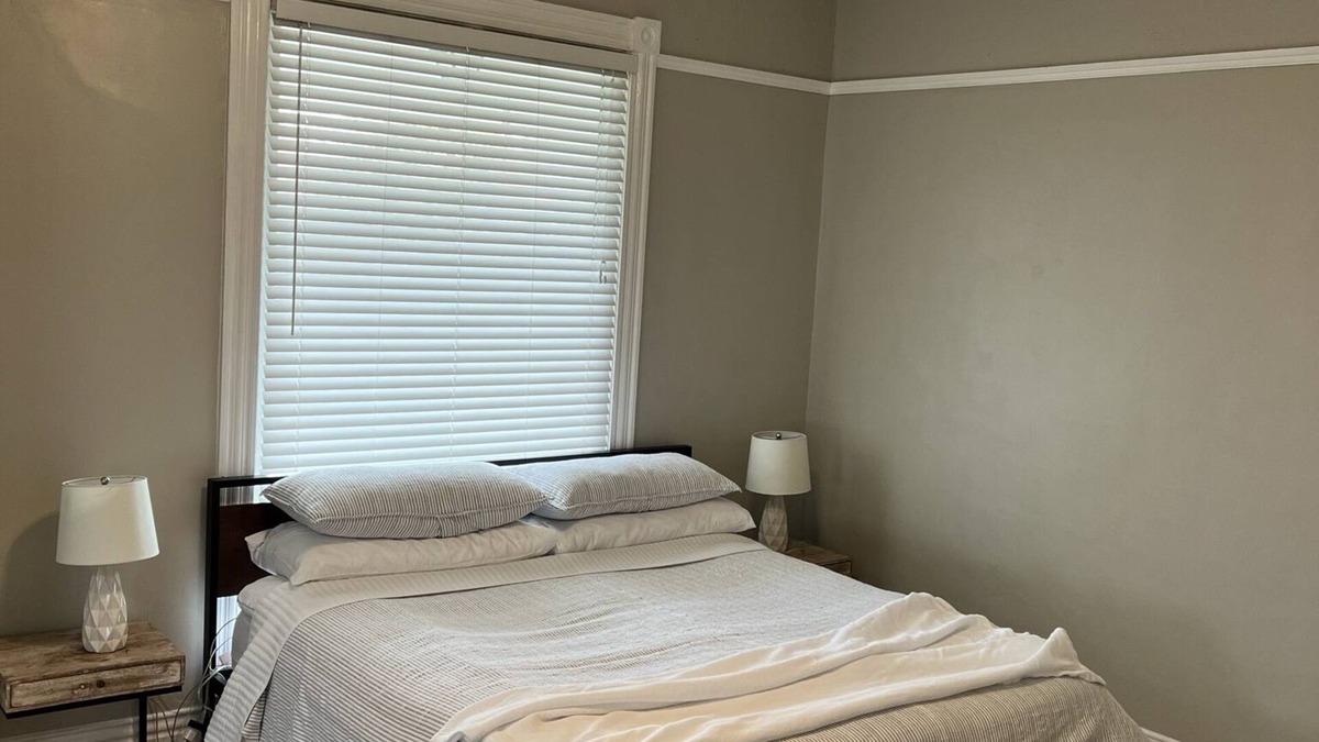 Bonnycastle House | Centrally located, very walkable to bars and restaurants. 7 minutes to Downtown!