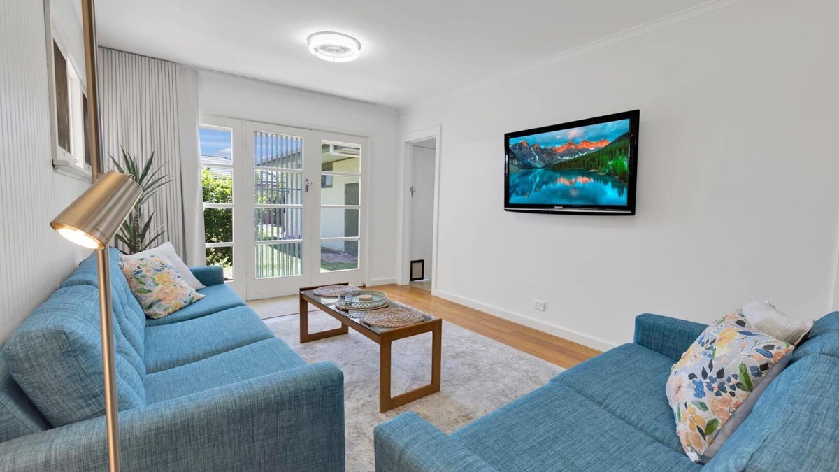 Bairnsdale House | Centrally Located within the Bairnsdale Golden Triangle