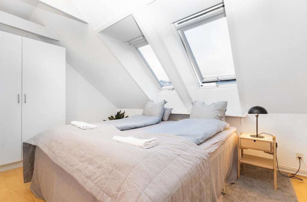 Midtbyen Apartment | Centralt Byliv - 2 Soveværelser med plads til 6