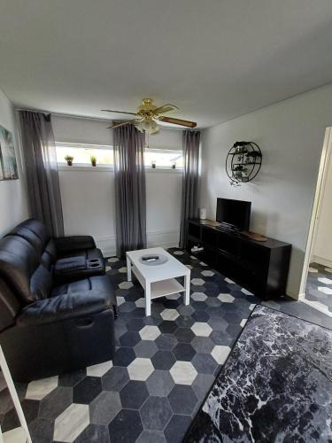 Harnosand Apartment | Centralt hus