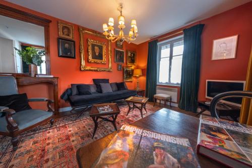 Lyons-la-Foret Apartment | Centre historique de LYONS LA FORET Hotel de Maître le Cottage