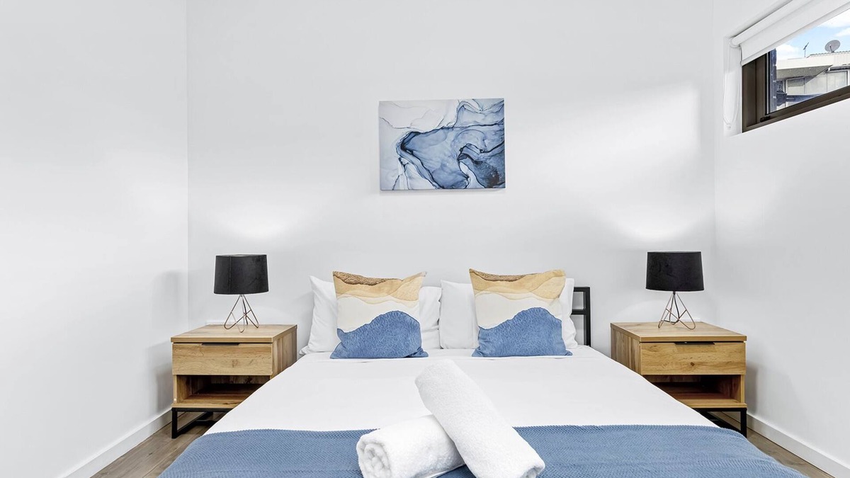 Newtown Apartment | Centre of Newtown 2 Bed Apartment
