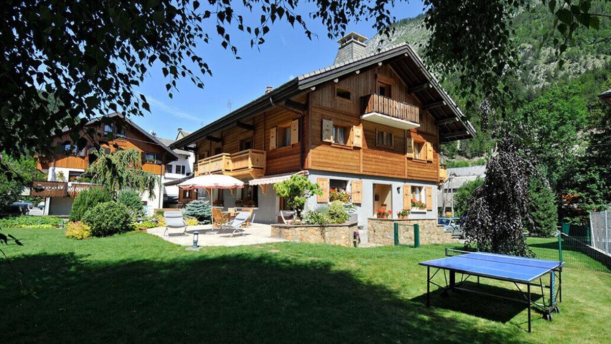 Abondance Apartment | Centre of the village of Abondance - Apartment second floor for 4 people - 42m²