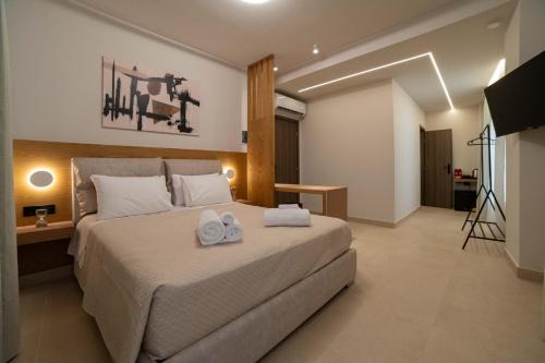 Argos Hotel | Centre Ville Local Stays