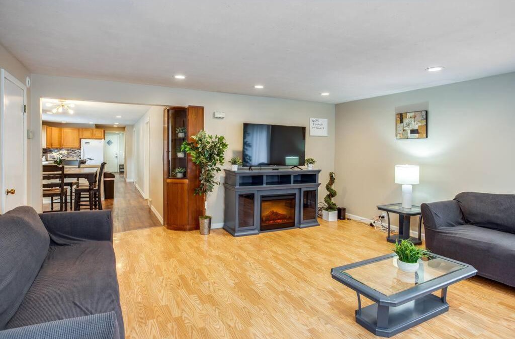 Downtown Rochester House | Centric Ranch in the South ave by Dwtn/UofR/Arpt
