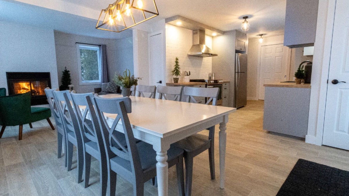 Saint-Leonard-de-Portneuf Ski Chalet | Century-old country house adapted for people with reduced mobility.