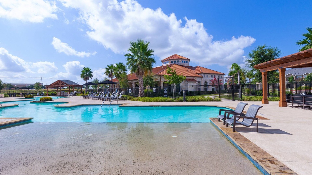 Pflugerville Apartment | Century Stone Hill North