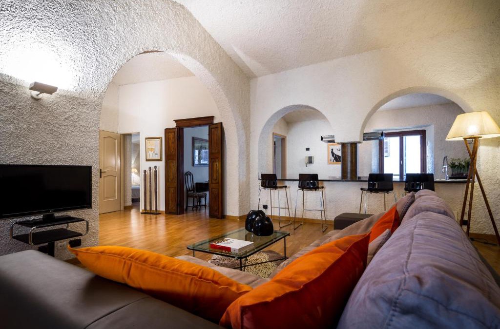 Cernobbio Apartment | Cernobbio Art Apartment