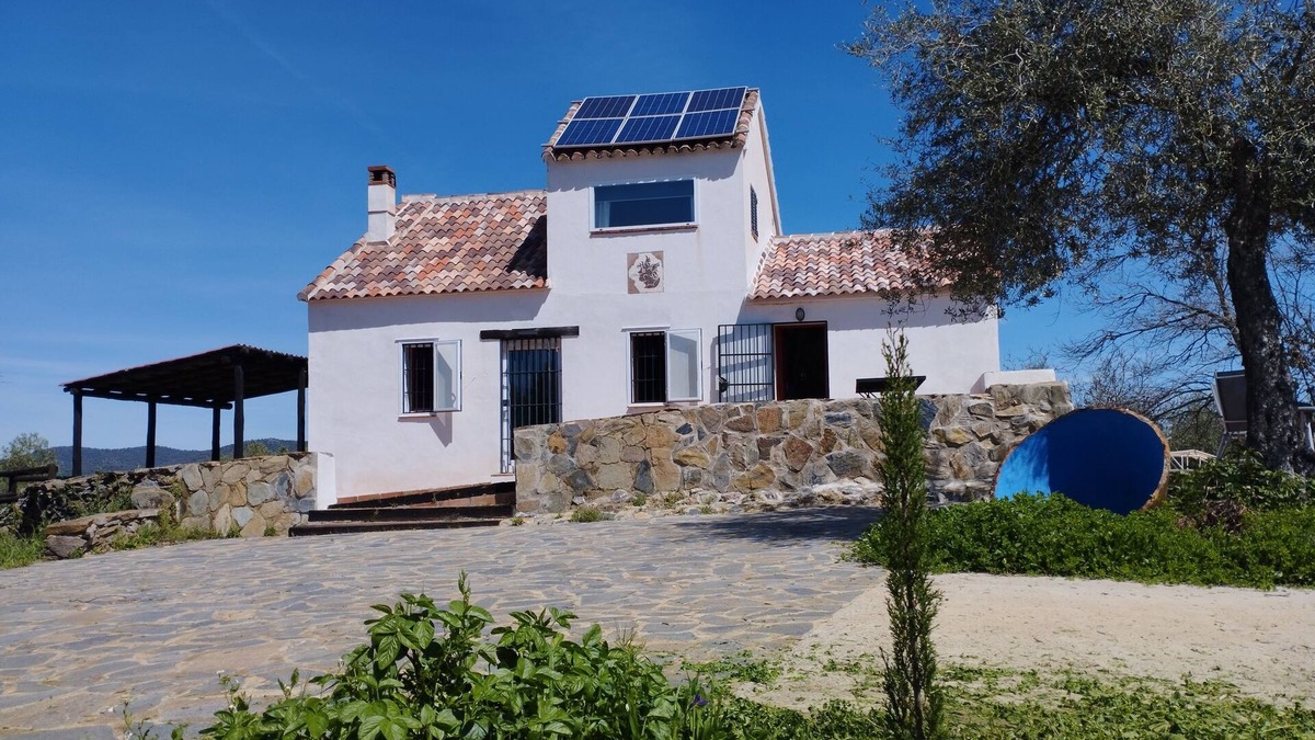 Constantina Cottage | CERRO CARLOTA A sustainable rural house in the Sierra Norte Natural Park, Seville.